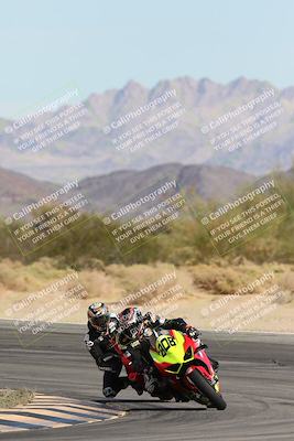 media/Nov-16-2025-Race Pace (Sun) [[8c5fa54630]]/Non Verified Riders (1st 20 Minutes)/2-Turn 10 (1010am)/